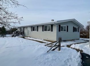 14218 Charlotte Dr, Woodstock, IL 60098