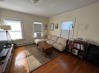 8 Boylston Pl #2, Jamaica Plain, MA 02130