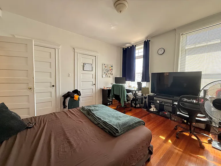 1908 Beacon St #2A — Photo 5