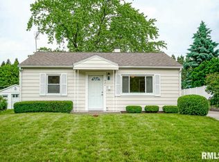 921 W Willow Ln, Peoria, IL 61614