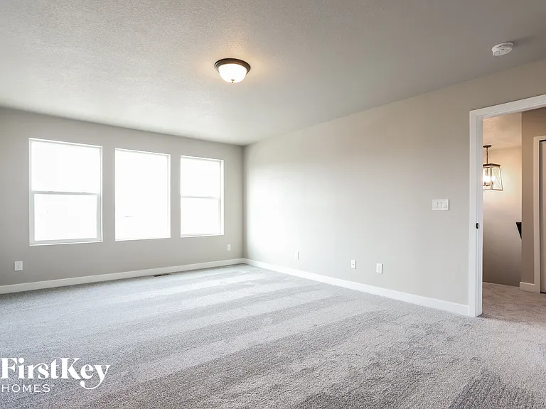 10312 Horton Dr — Photo 3