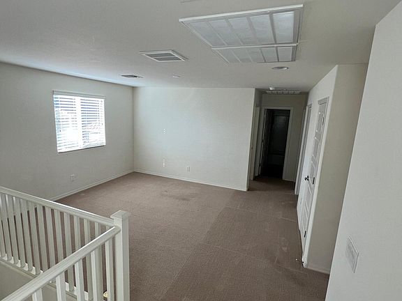 5th image of 4621 W Kirkland Ave