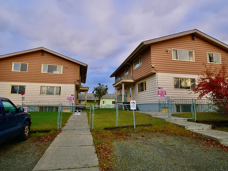 801 & 803 E 12th Ave — Photo 3