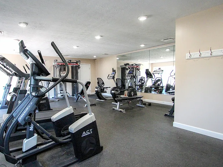 Mission Hills — Photo 11