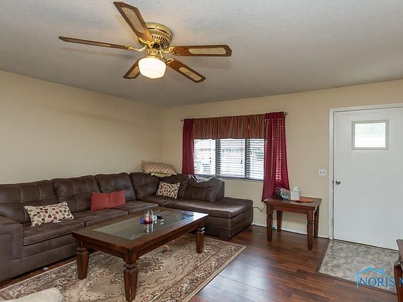 3rd image of 4310 Beck Dr