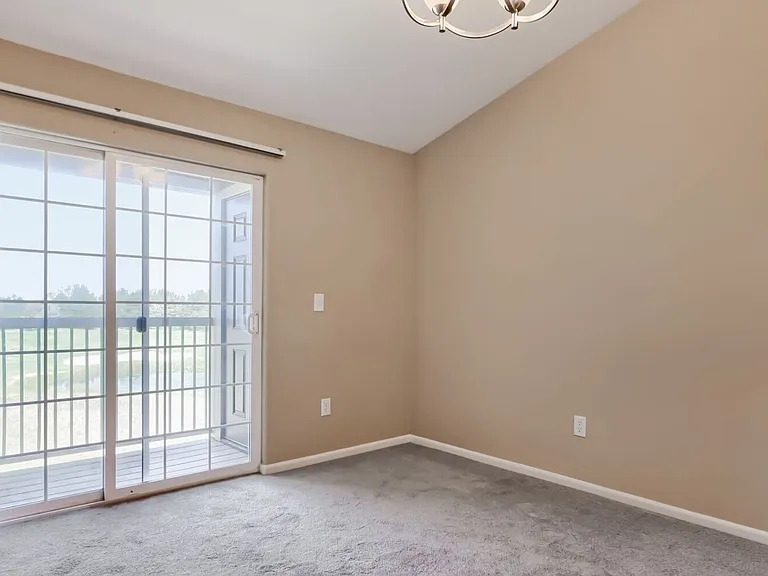 3155 Blue Sky Cir #16-306 — Photo 7