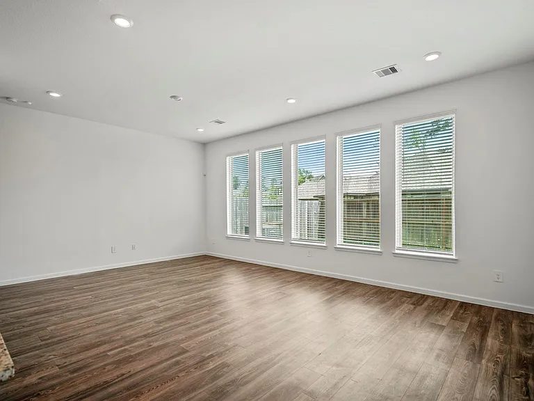613 Royal Arch Dr — Photo 12