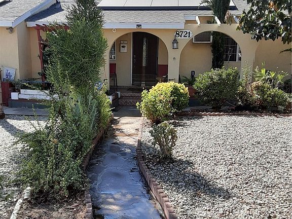 3rd image of 8721 Tyrone Ave