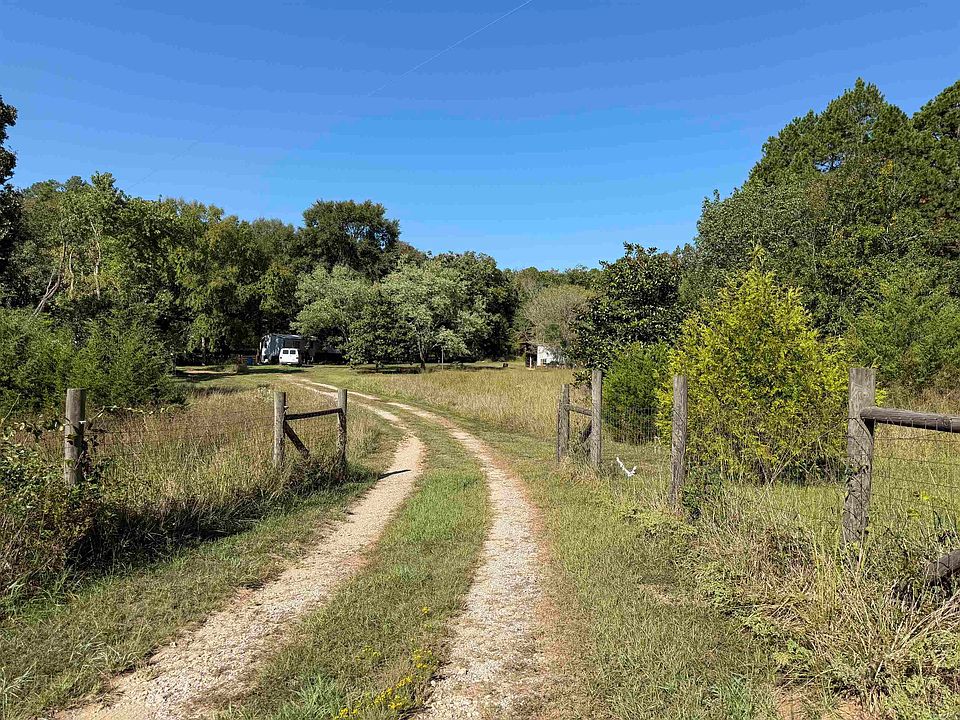1st image of 387 Kevin Rd