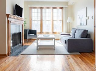 1214 W Ohio St APT 2, Chicago, IL 60642