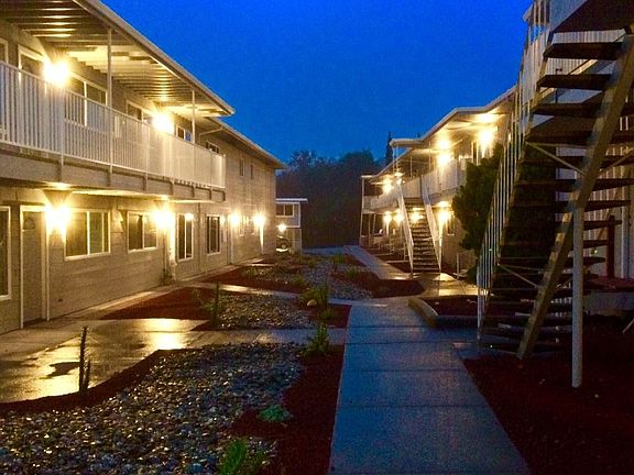5th image of 2805 Pioneer Dr APT 50