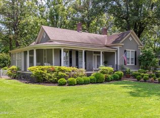 204 East St, Como, MS 38619