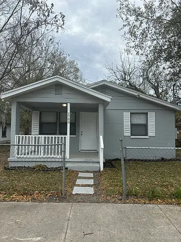 1788 W 5th St Photo 1