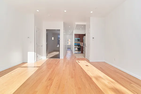 Rented by Compass | media 20