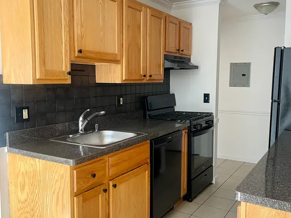 21 River Rd #G, Nutley, NJ 07110