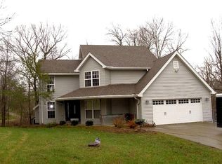 847 Walnut Ridge Trl, Lawrenceburg, IN 47025