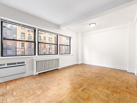 4th image of 225 E 70th St APT 2C