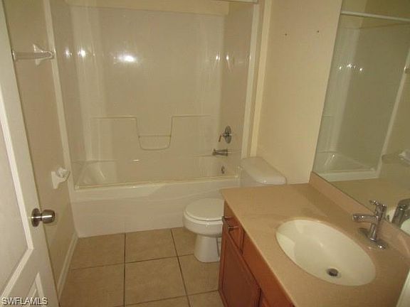 5th image of 3004 38th St W