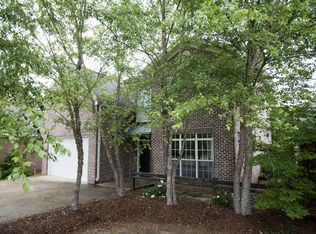 30 Lakes Blvd, Starkville, MS 39759
