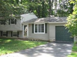 5653 Mount Burnside Way, Burke, VA 22015