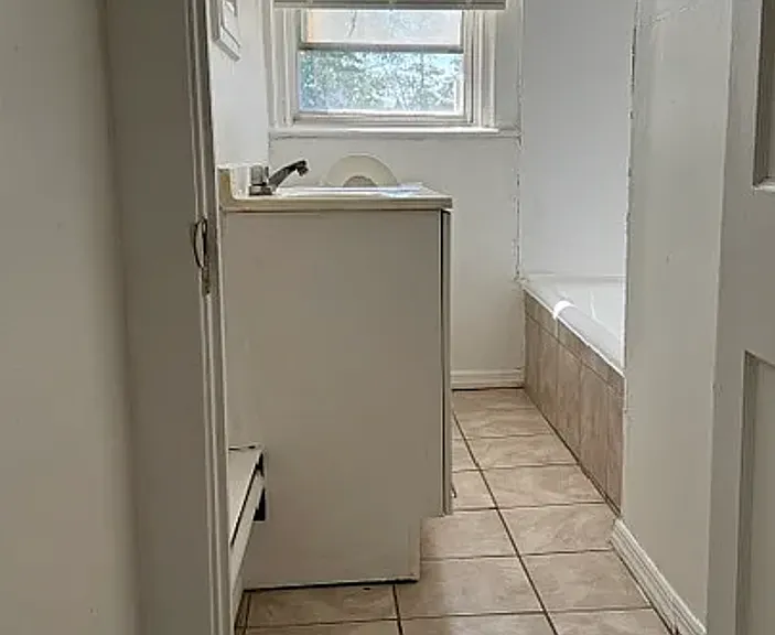 6752 Martins Mill Rd — Photo 3