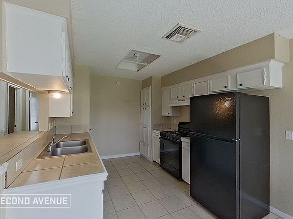 2nd image of 6827 Winding Trace Dr
