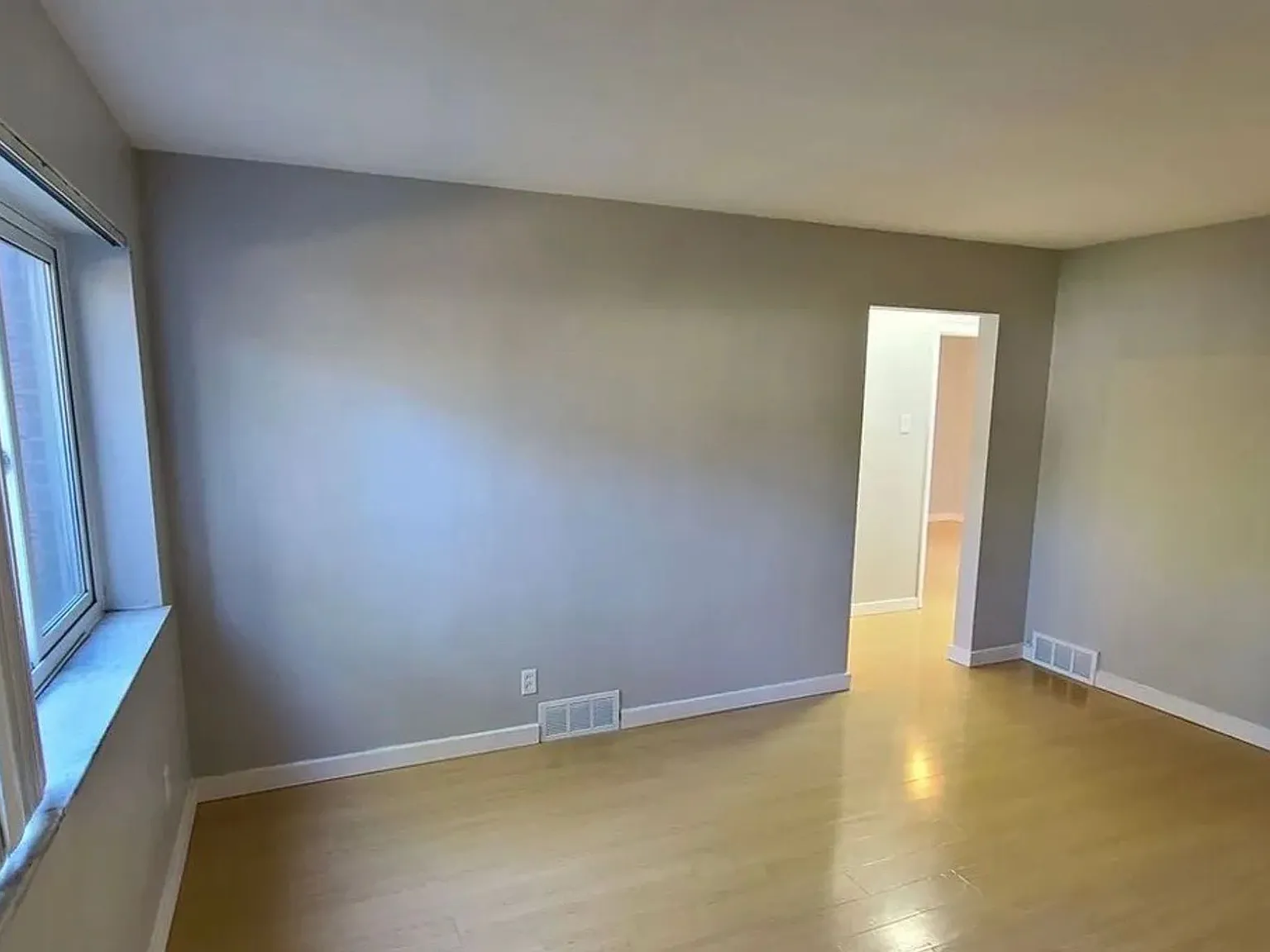Home Heights Apartments — Photo 4