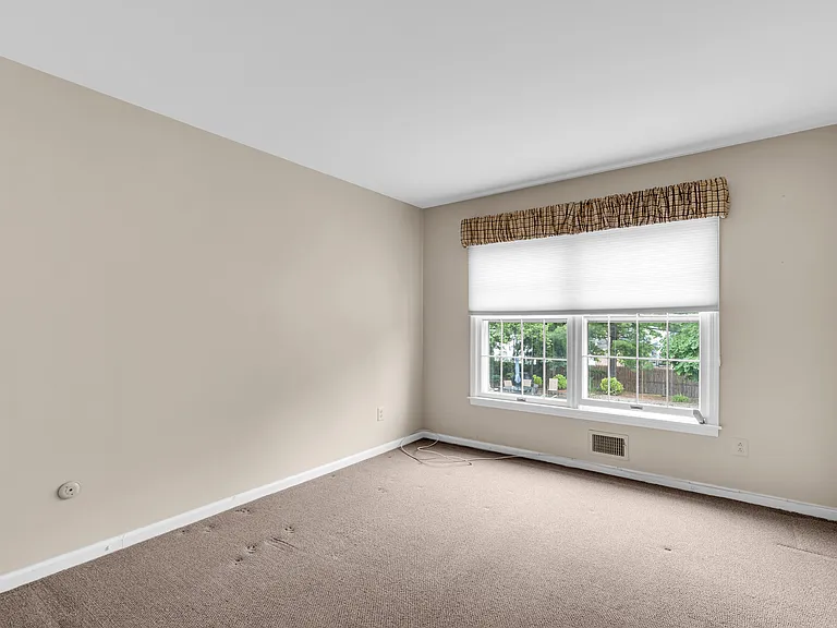260 Prospect St #9 — Photo 21