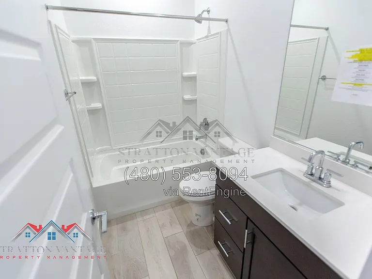 4204 E Enmark Dr — Photo 12