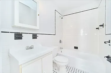 Rented by Living New York