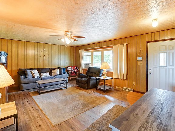 5th image of 6415 Tamara Ave