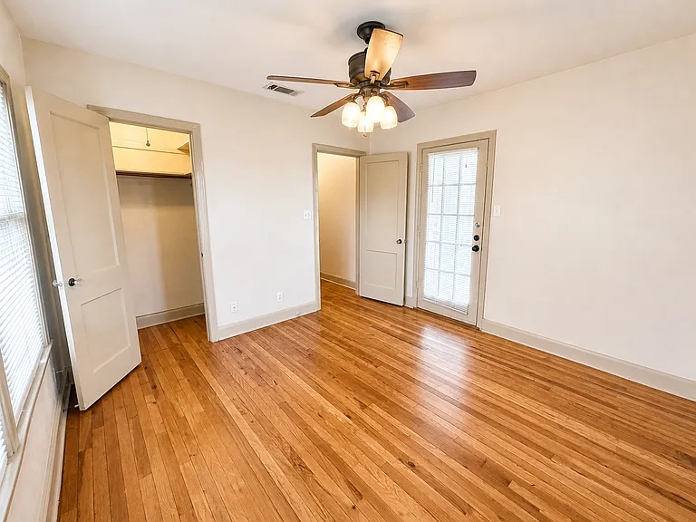 4406 Bennett Ave #A — Photo 25