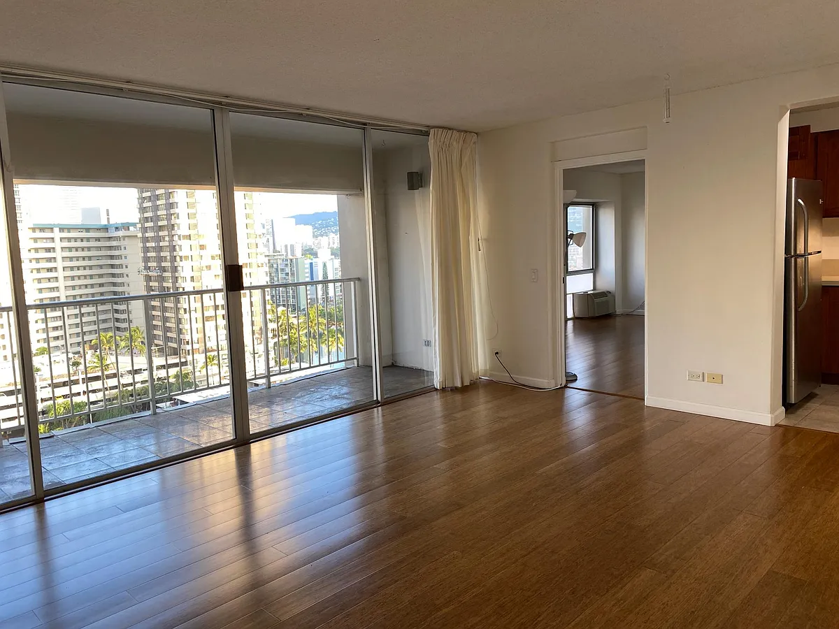 Building Photo - 430 Keoniana St #912