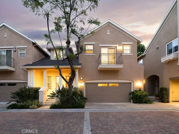 30 Burlingame, Irvine, CA 92602