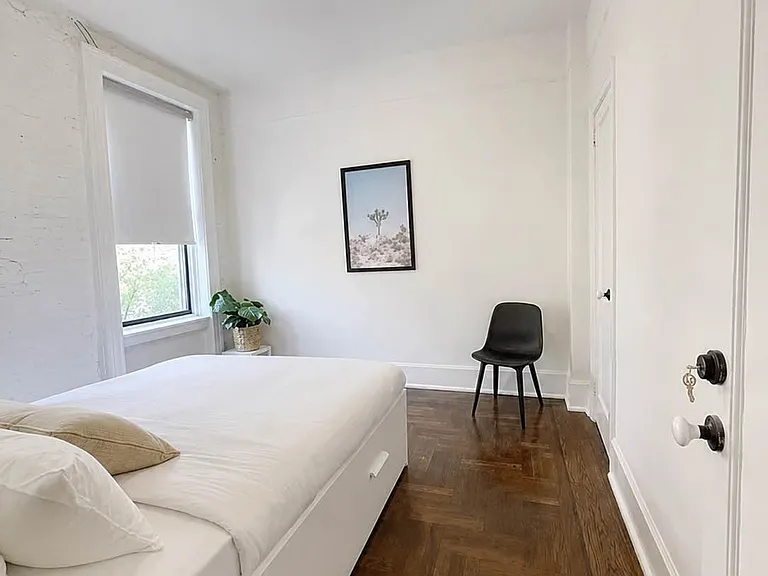 516 E 11th St #2A — Photo 8