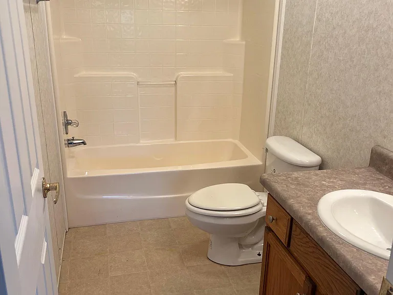 1008 Green St — Photo 7