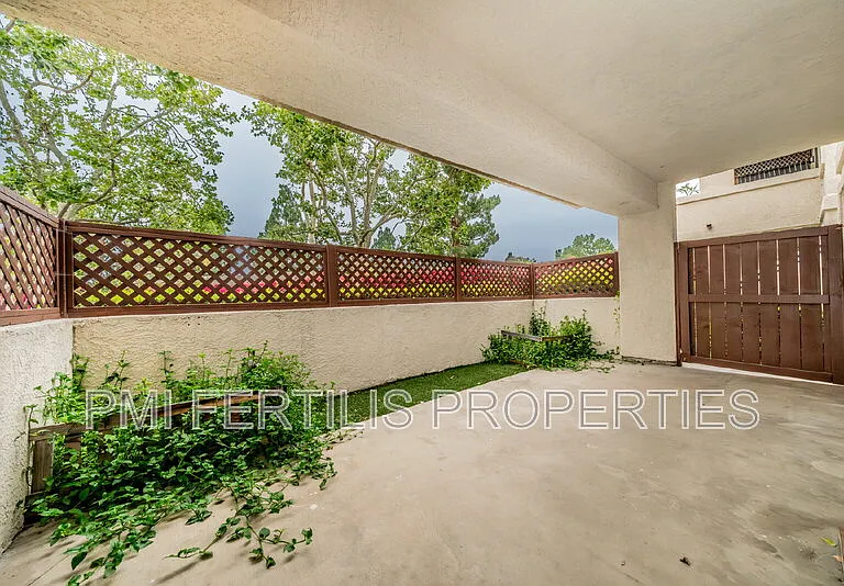 8331 Vineyard Ave #7 — Photo 23