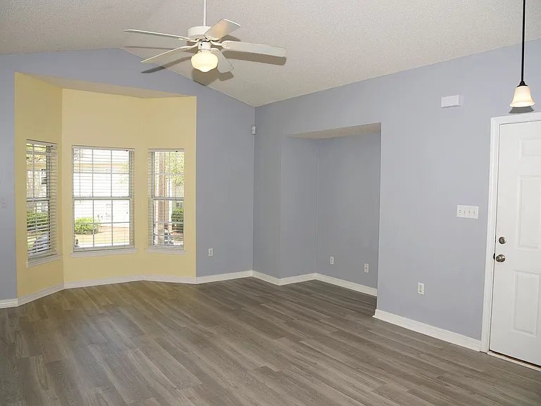 1501 Partin Dr #228 — Photo 4