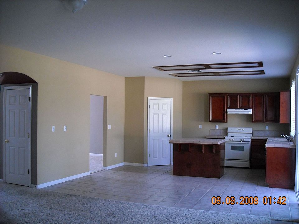 2nd image of 4082 Pine Lake Cir