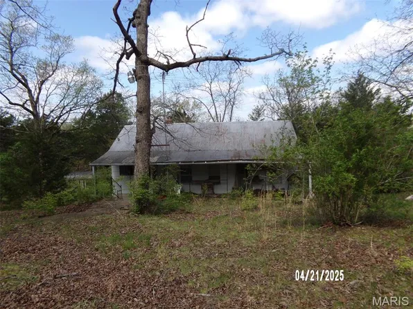 2163 Welch Dr, Hermann, MO 65041