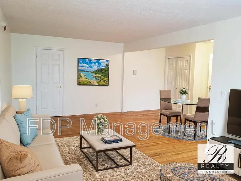 610 East Ave #4 — Photo 4