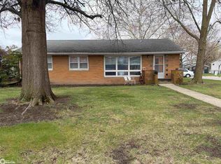607 N Columbia St, Bloomfield, IA 52537