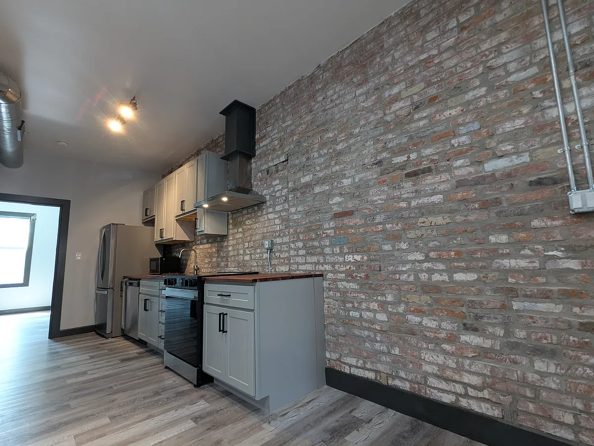 Building Photo - 4046-4048 Shenandoah Ave #4046A