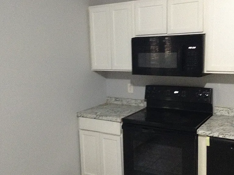 2006 Cedarhill Dr #D — Photo 11