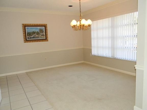 4th image of 469 Firethorn Ave