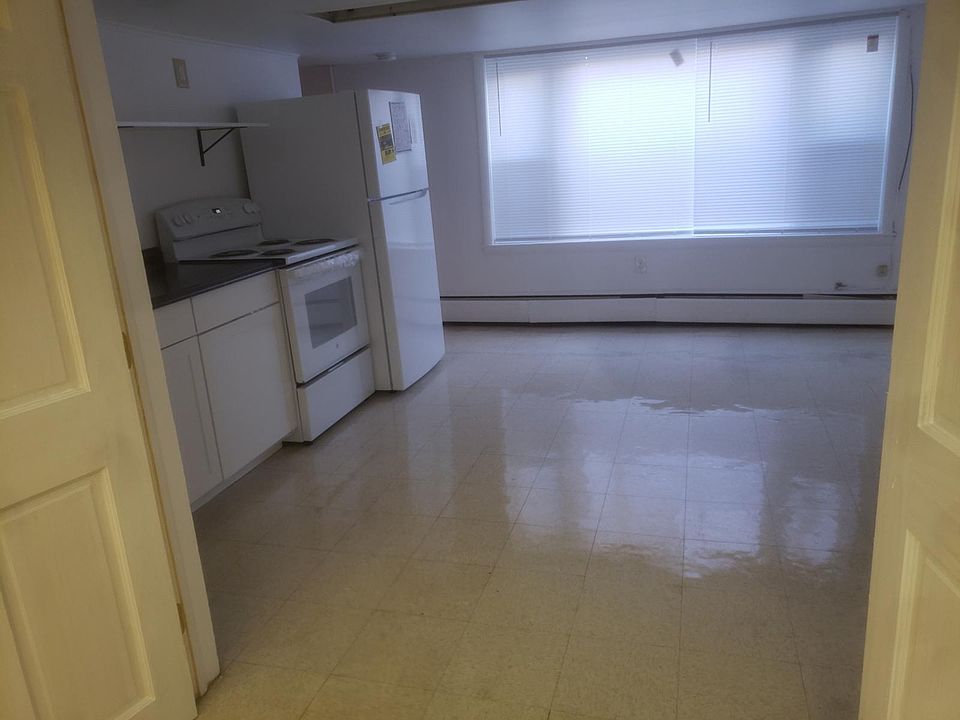 2nd image of 58 Academy St Floor 3