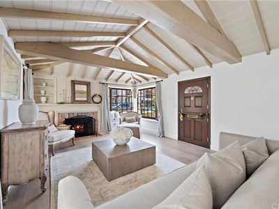 207 Emerald Ave, Newport Beach, CA, 92662