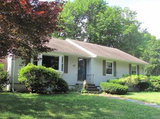 67 Jeffrey Keating Rd, Fitchburg, MA 01420