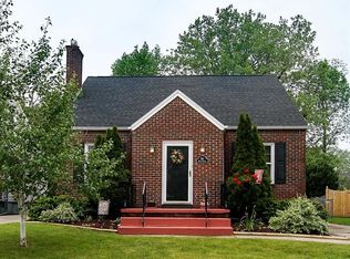 511 Mount Vernon Rd, Amherst, NY 14226