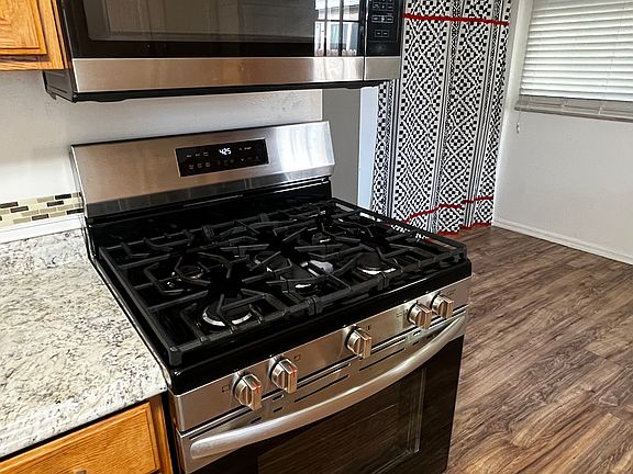 5th image of 504 E Geneseo St APT B